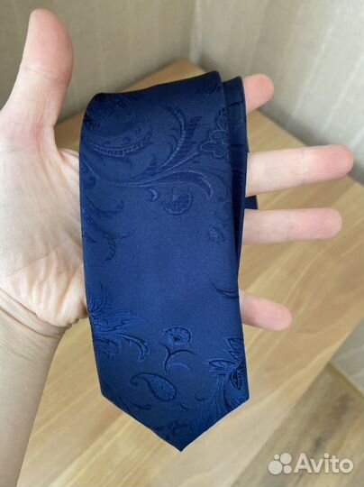 Мужской галстук новый