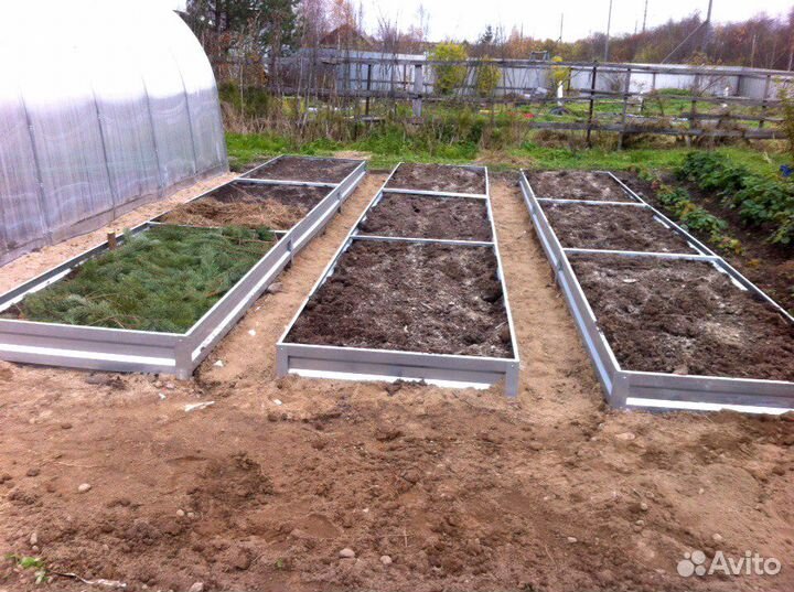 Садовая грядка из оцинкованного металла