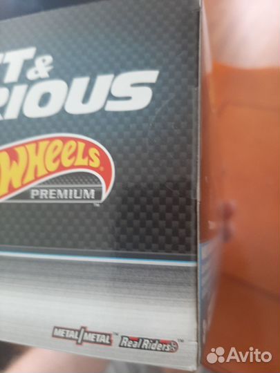 Hot wheels машинки