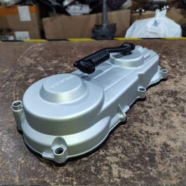 Крышка вариатора Honda Lead AF20 GW2 Japan