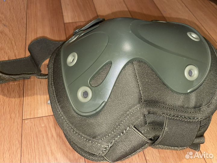 Набор тактических наколенников и налоконтников