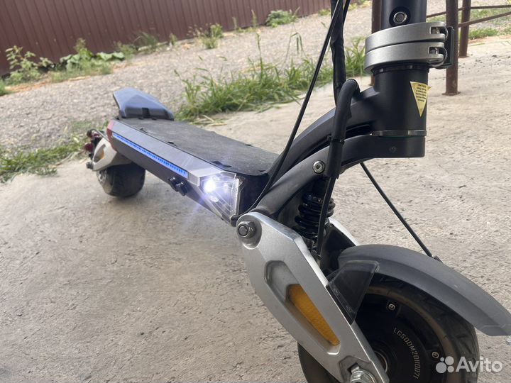 Электросамокат kugoo x8