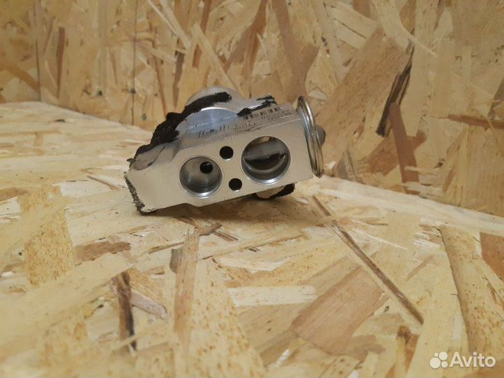 Клапан кондиционера Lexus Lx 570 5.7 2013