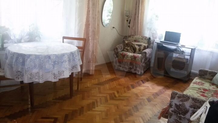 Комната 18,6 м² в 2-к., 1/5 эт.