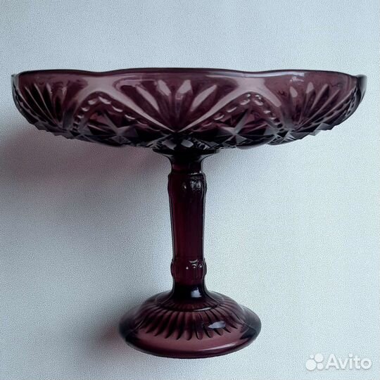 Старинная ваза для фруктов, Цветное стекло