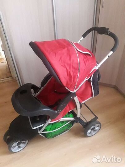 Прогулочная коляска детская складная