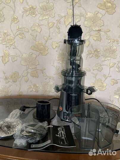 Соковыжималка шнековая redmond