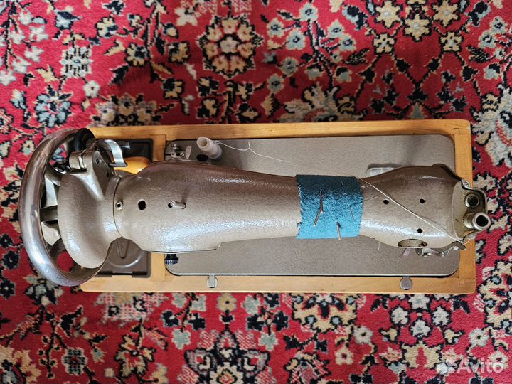 Швейная машинка пмз им. Калинина