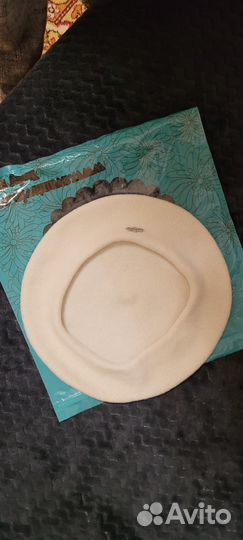 Берет женский