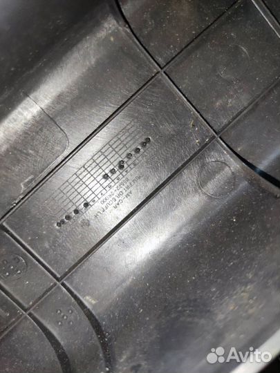 Накладка на порог 858722к000 Kia Soul 2010 AM D4FB