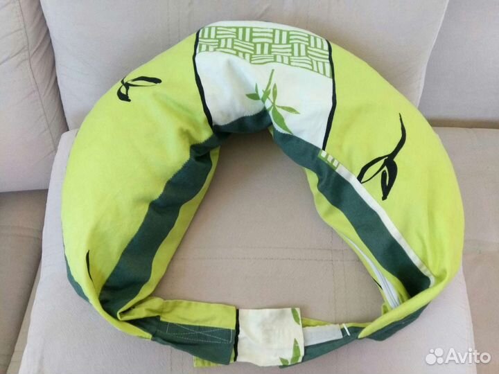 Подушка для кормления с застежкой