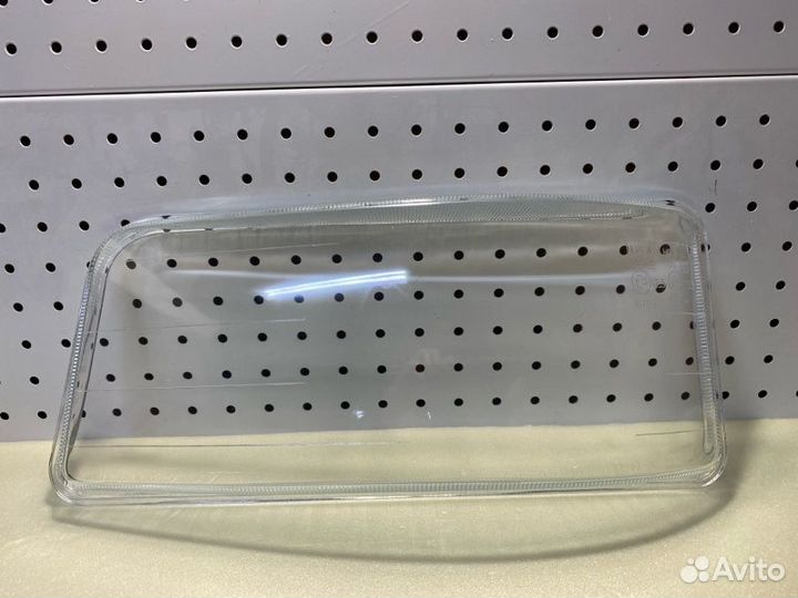 Стекло фары левое Man Tga/Tgl/Tgm