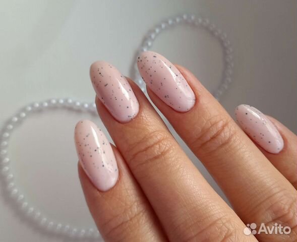 Маникюр с покрытием гель-лаком