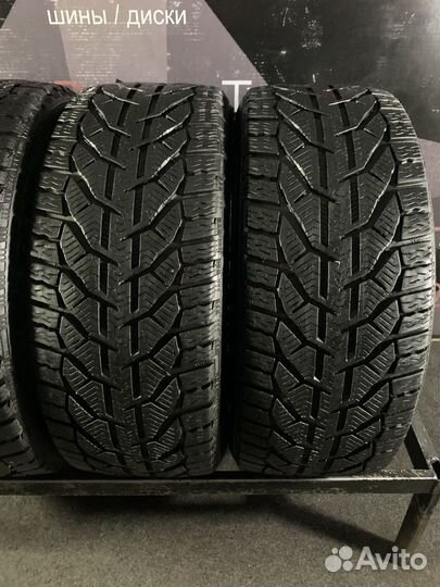 Tigar Winter 235/45 R18