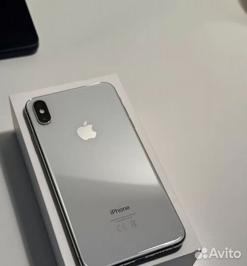 iPhone Xs, 256 ГБ