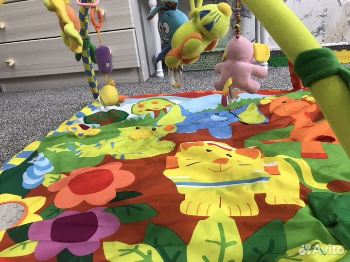 Развивающий коврик