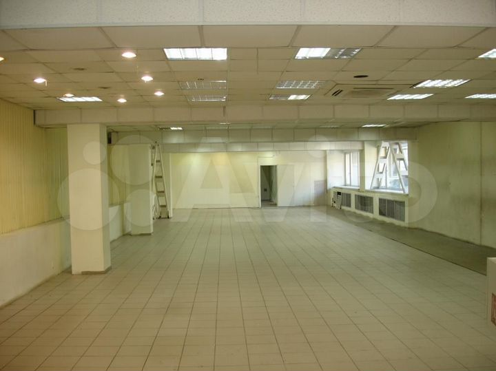 Универсальное помещение, 300 кв.м