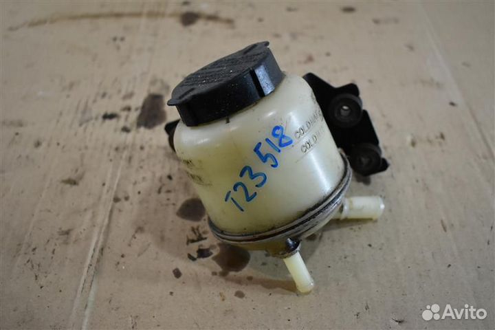 Бачок гидроусилителя руля Nissan Murano Z50 VQ35DE