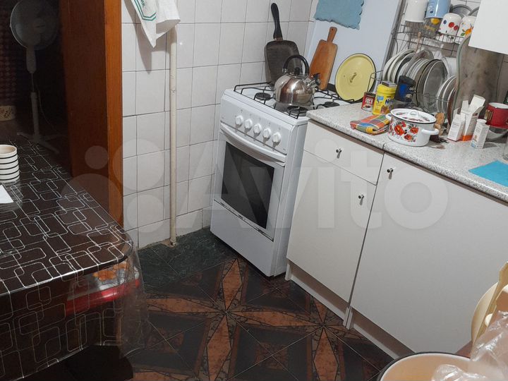 3-к. квартира, 52 м², 1/5 эт.