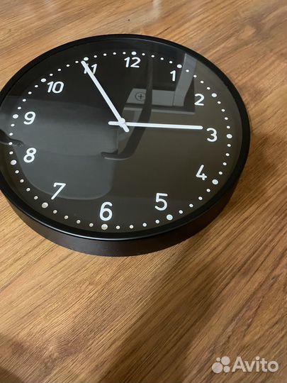 Часы IKEA Бундис