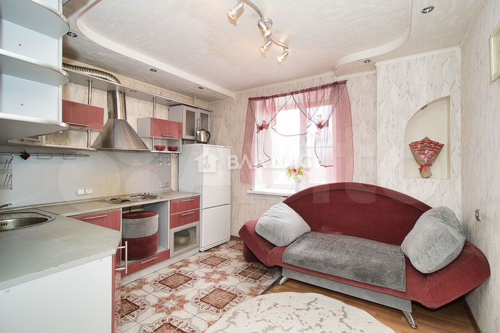 2-к. квартира, 57 м², 4/9 эт.
