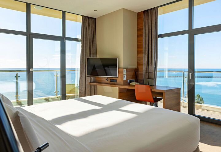 3-к. апартаменты, 125 м², 14/15 эт.