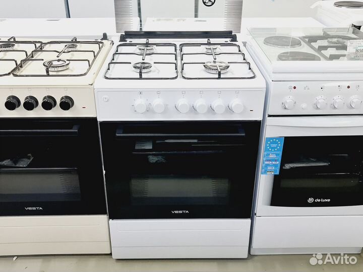 Новая комбинированная плита vesta белая