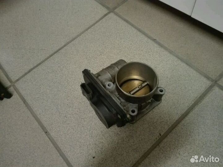 Дроссельная заслонка nissan tiida mr18de