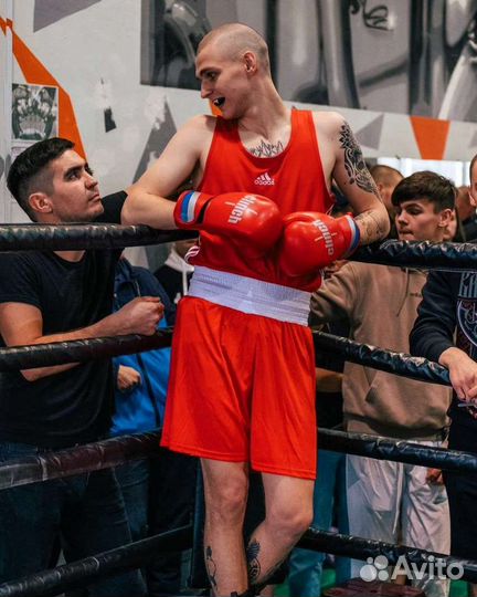 Тренер по боксу и рукопашному бою