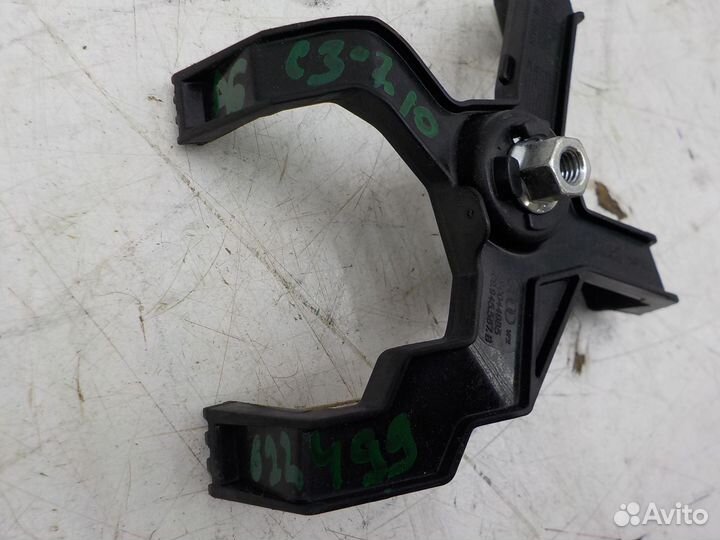 Кронштейн птф Audi A6 (C7) 2014