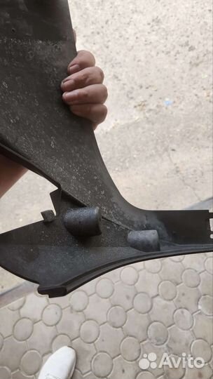 Плуг правый Kawasaki gtr 1400 рестайлинг