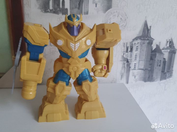 Робот таноса