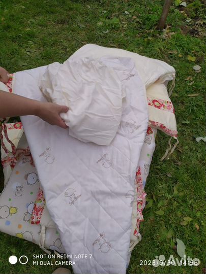 Комплект в детскую кроватку