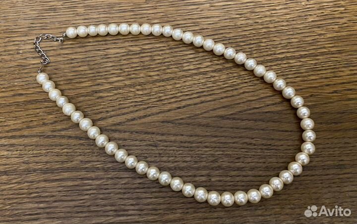 Бусы из искусственного жемчуга
