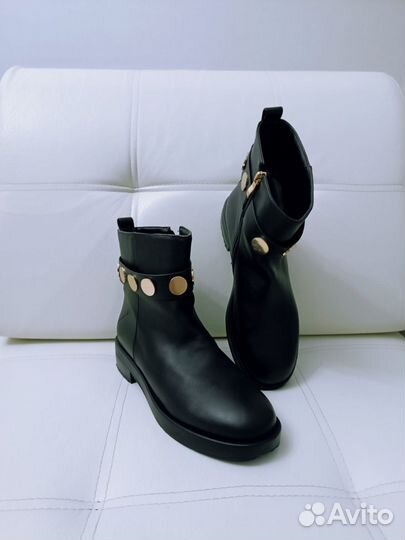 Женские демисезонные ботинки 39 размер