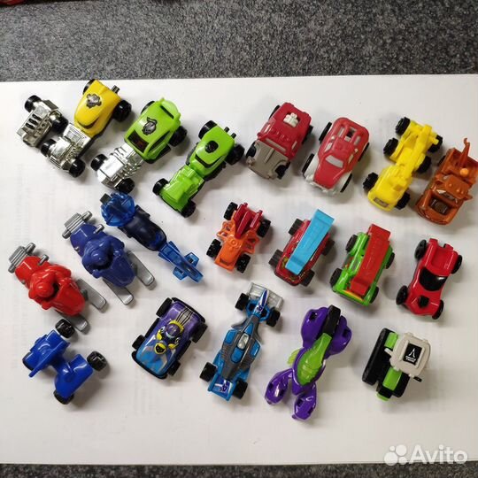 Игрушки киндер разные