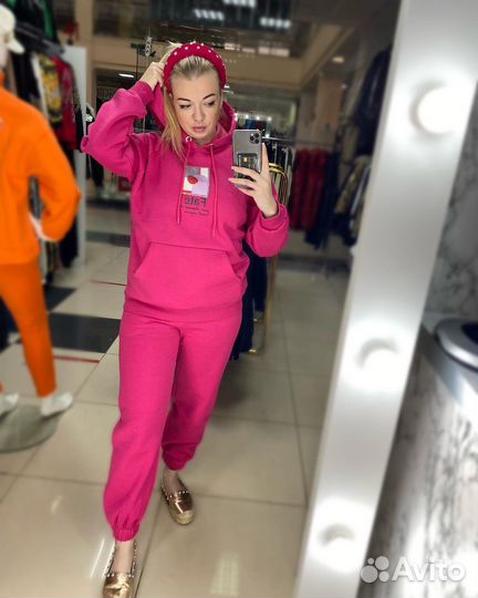 Костюм спортивный женский