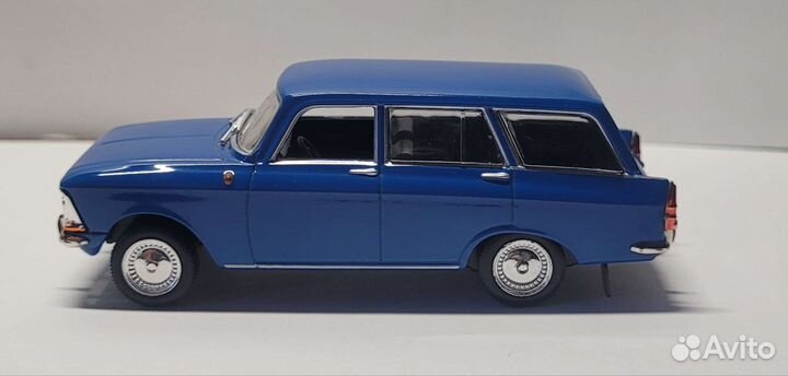 Модель Автолегенды СССР от DeAgostini 1/43 Москвич