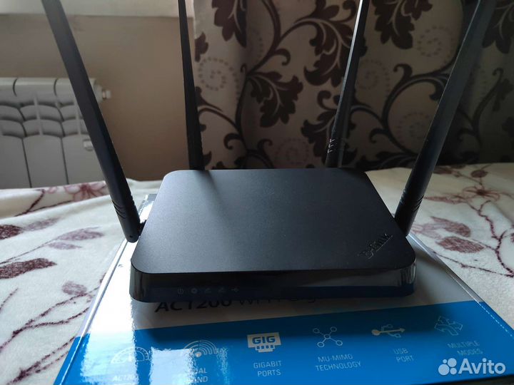 Роутер D link dir 825