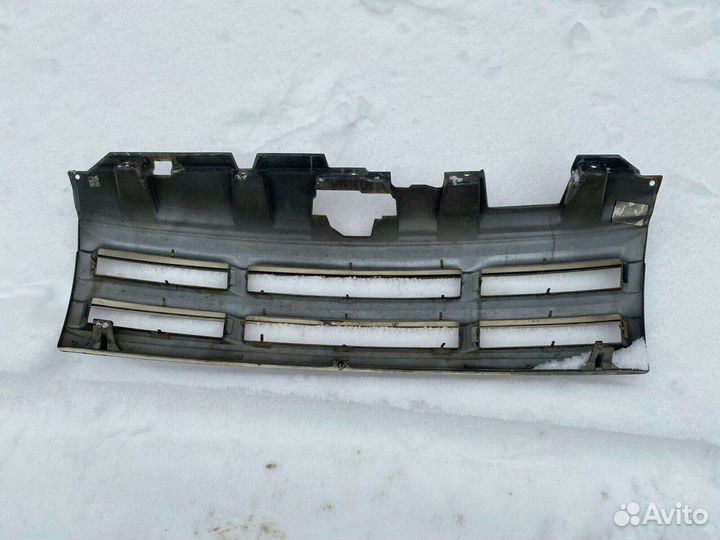 Решётка радиатора Паджеро 4
