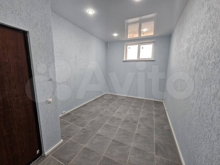 Офис по красной линии, 15.7 м²