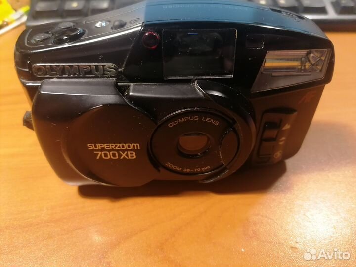 Плёночный фотоаппарат Olympus superzoom 700хв