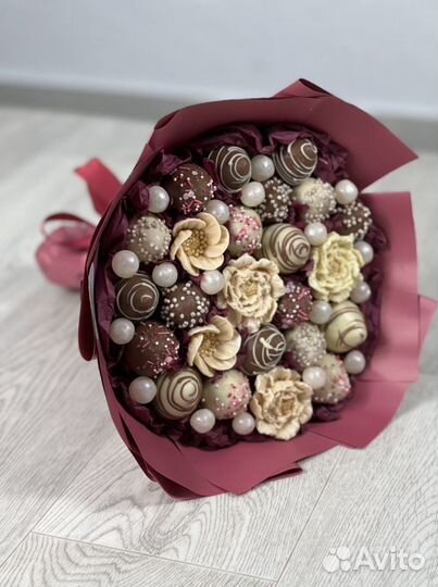 Клубника в шоколаде. Подарок девушке