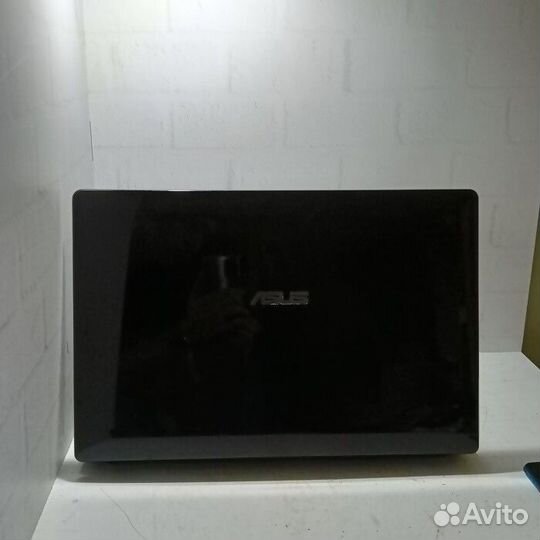 Ноутбук Asus N71V