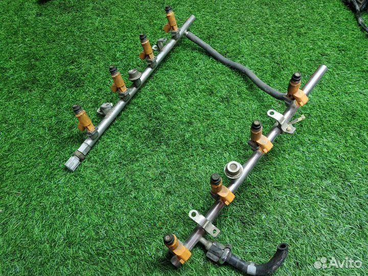 Топливная рампа Land Rover Discovery 3 L319 448PN