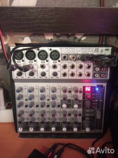 Микшерный пульт behringer xenyx UB1202FX