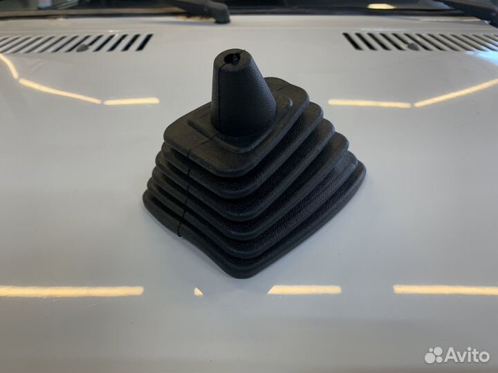 Новый кожух кулисы кпп VW Golf 2 Jetta 2