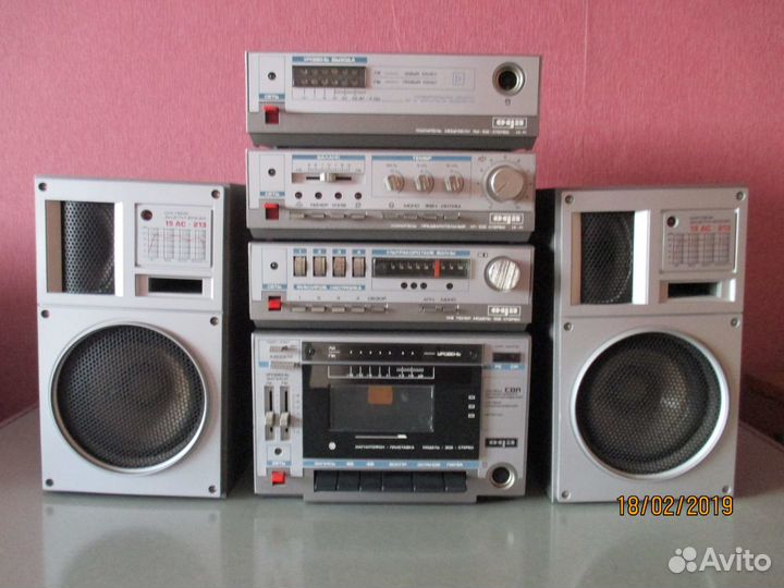 Кассетный магнитофон СССР электроника