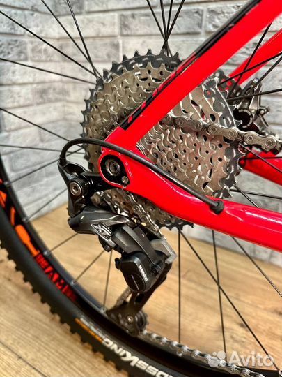 Cube Reaction Race C:62 Carbon 29/Рама 19 (2021)