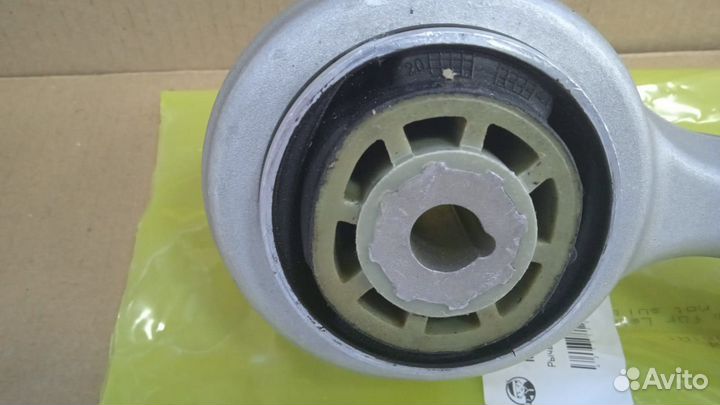 Рычаг передний левый A2133302100 Mercedes-Benz